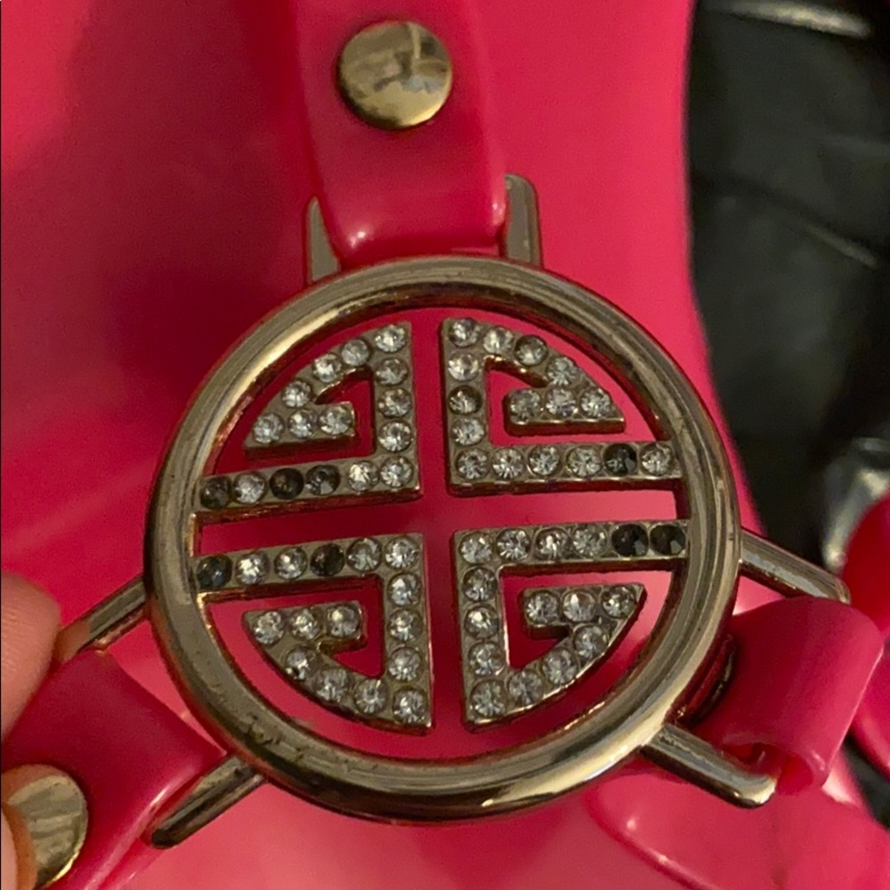 Sandals - Picture 3 of 3